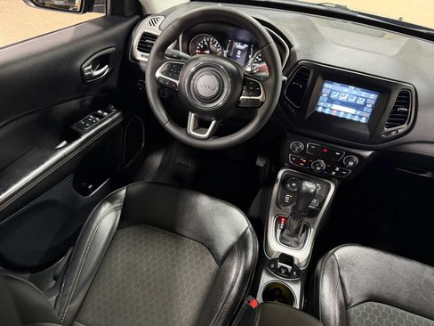Used 2021 Jeep Compass Latitude AWD/4WD image 55