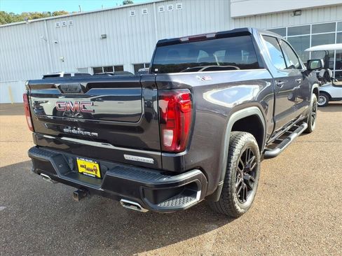 Used 2023 GMC Sierra 1500 Elevation image 3