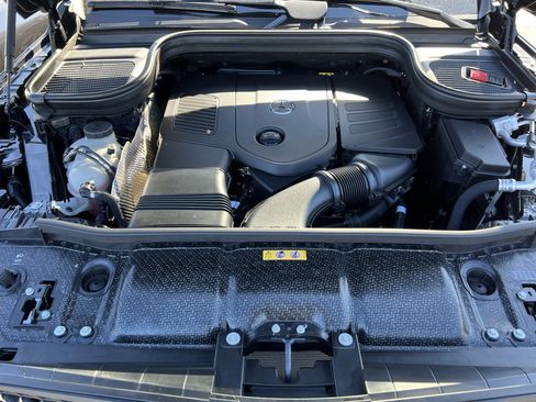 Certified 2025 Mercedes-Benz GLE 350 4MATIC image 36