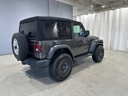 Used 2023 Jeep Wrangler Sport AWD/4WD image 4