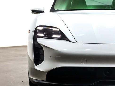 Used 2024 Porsche Taycan GTS image 13