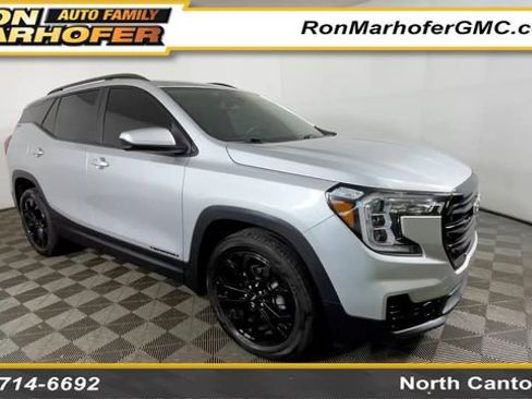 Used 2022 GMC Terrain SLE w/ Driver Convenience Package FWD image 1