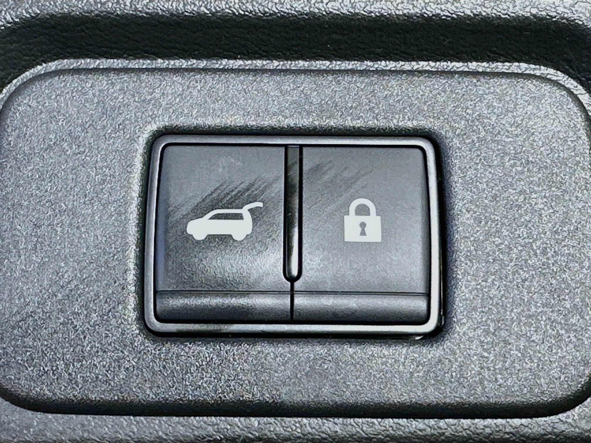Used 2023 Nissan Rogue SV w/ SV Premium B Package FWD image 30