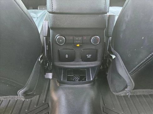 Used 2016 Ford Explorer Limited FWD image 18
