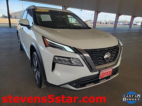 Used 2021 Nissan Rogue Platinum image 5