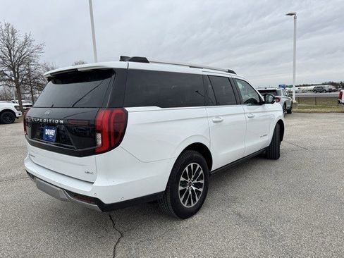 Certified 2025 Ford Expedition Max Platinum image 8