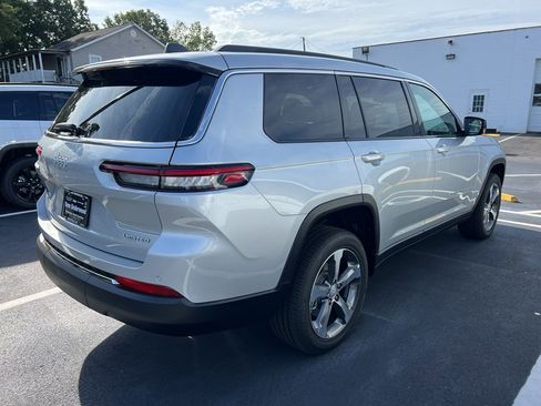 New 2025 Jeep Grand Cherokee L Limited image 3