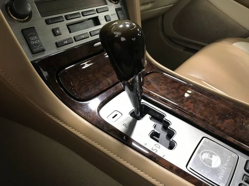 Used 2008 Lexus SC 430 Convertible RWD image 14