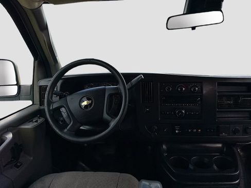 Used 2020 Chevrolet Express 3500 LT w/ LT Preferred Equipment Group image 19