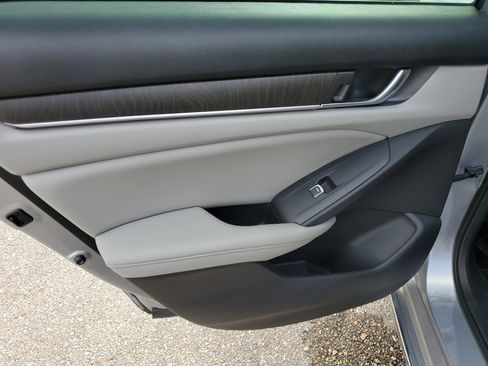 Used 2020 Honda Accord EX-L image 14