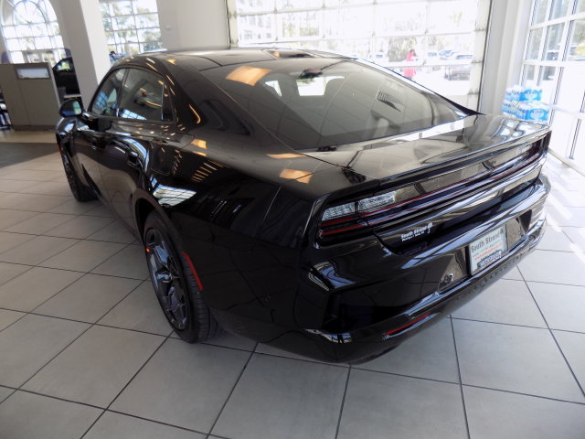 New 2026 Dodge Charger R/T AWD/4WD image 5