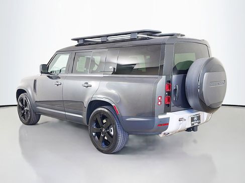 Certified 2023 Land Rover Defender 130 SE AWD/4WD image 3