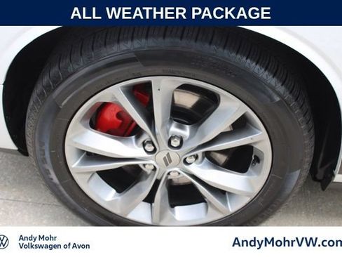 Used 2020 Dodge Challenger SXT w/ Driver Convenience Group AWD/4WD image 10