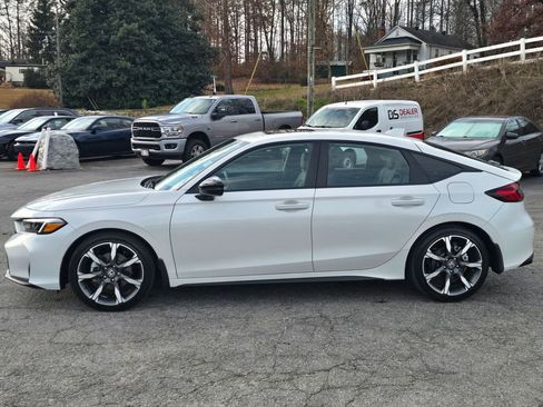 Used 2025 Honda Civic Sport Touring image 17