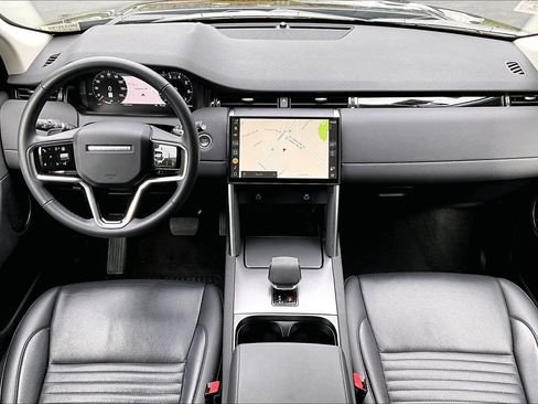 Used 2024 Land Rover Discovery Sport S image 16