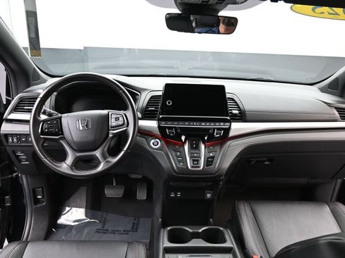 Used 2025 Honda Odyssey Sport-L image 9
