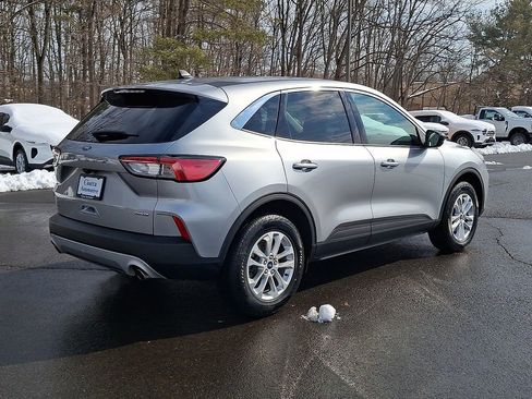 Certified 2022 Ford Escape SE w/ Convenience Package image 9