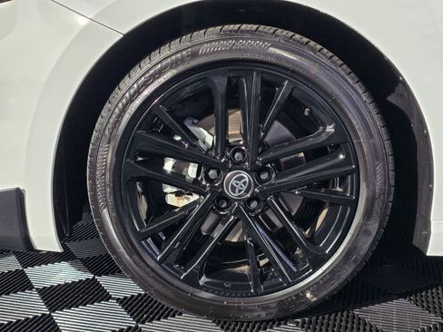 Used 2025 Toyota Camry SE image 12