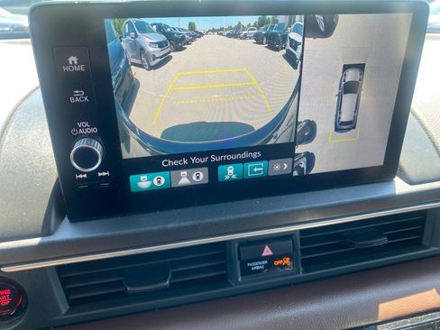 Certified 2023 Honda Pilot Elite image 23