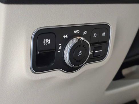 Certified 2026 Mercedes-Benz GLB 250 4MATIC image 25