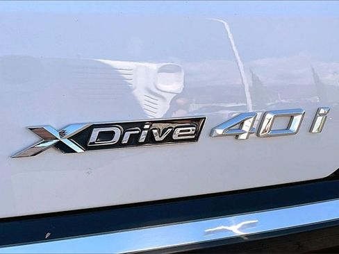 Used 2024 BMW X7 xDrive40i image 24