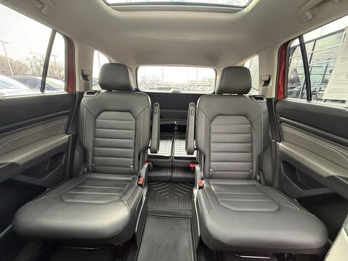 Used 2023 Volkswagen Atlas SEL Premium image 22