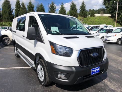Used 2025 Ford Transit 250 Low Roof w/ Exterior Upgrade Package RWD image 6