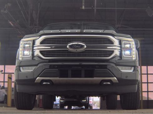 Used 2023 Ford F150 Limited AWD/4WD image 4