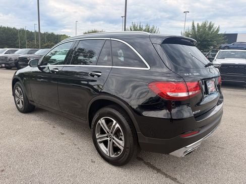 Used 2019 Mercedes-Benz GLC 300 4MATIC image 5