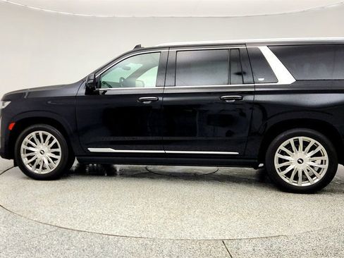 Used 2021 Cadillac Escalade ESV Premium Luxury w/ Driver Assist Tech Package image 8