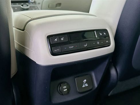 Used 2024 Hyundai Palisade Limited image 12