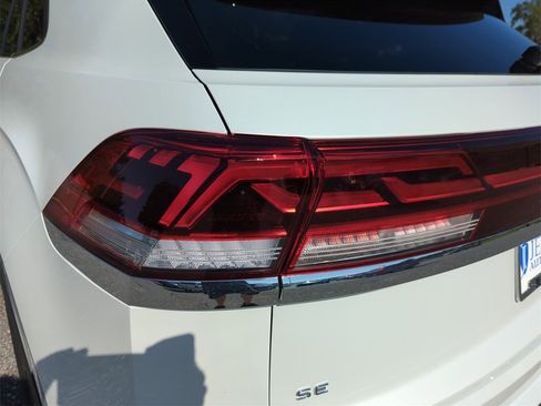 New 2026 Volkswagen Atlas Cross Sport SE image 14