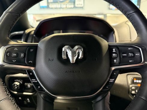 Used 2025 RAM 1500 Laramie image 16