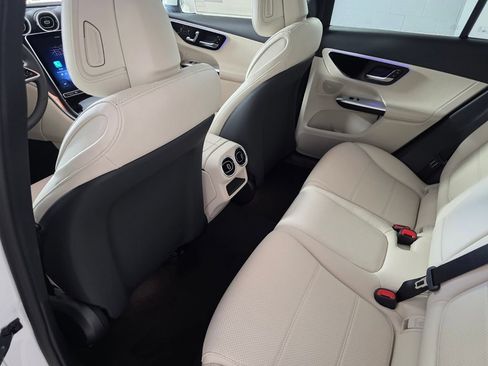 New 2027 Mercedes-Benz GLC 300 image 12