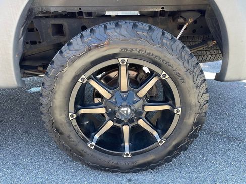 Used 2016 Ford F150 XLT w/ Equipment Group 302A Luxury image 15