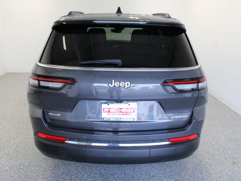 Used 2024 Jeep Grand Cherokee L Laredo AWD/4WD image 8