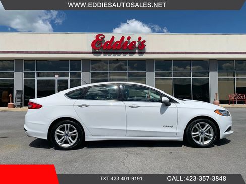 Used 2018 Ford Fusion S image 1