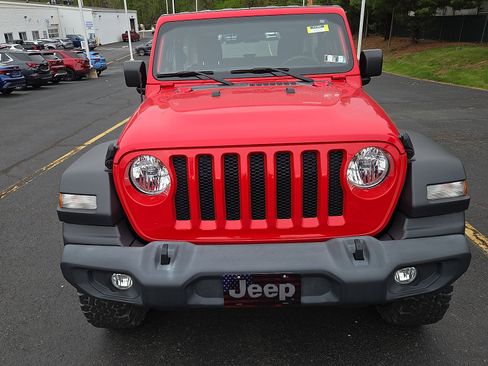 Used 2019 Jeep Wrangler Sport AWD/4WD image 8