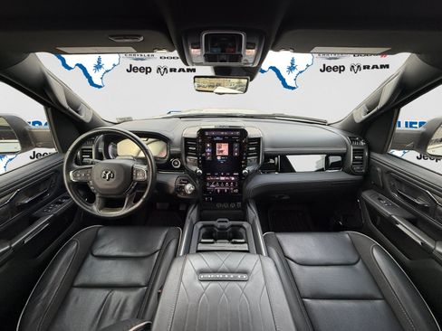 Used 2025 RAM 1500 Limited AWD/4WD image 12
