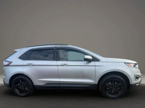 Used 2018 Ford Edge SEL AWD/4WD image 4