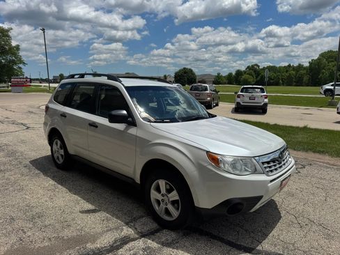 Used 2011 Subaru Forester 2.5X w/ Alloy Wheel Value Pkg AWD/4WD image 7