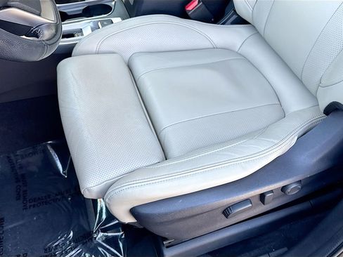 Used 2022 Subaru Ascent Limited w/ Popular Package #2A image 18