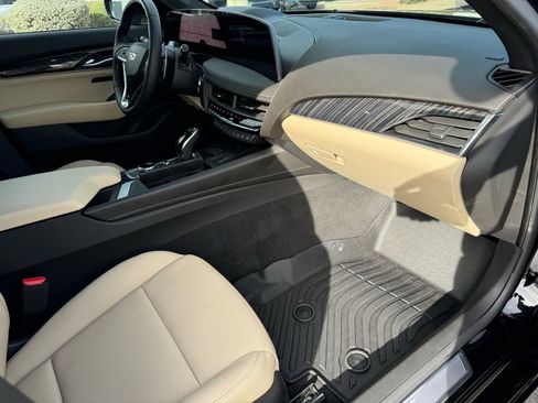 Used 2025 Cadillac CT5 Premium Luxury image 10