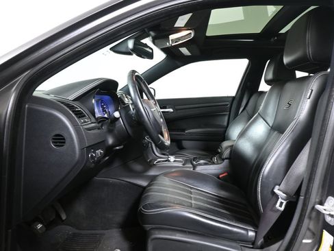 Used 2015 Chrysler 300 S w/ 300S Premium Group AWD/4WD image 3