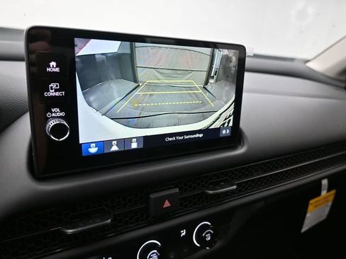 New 2026 Honda HR-V LX image 9