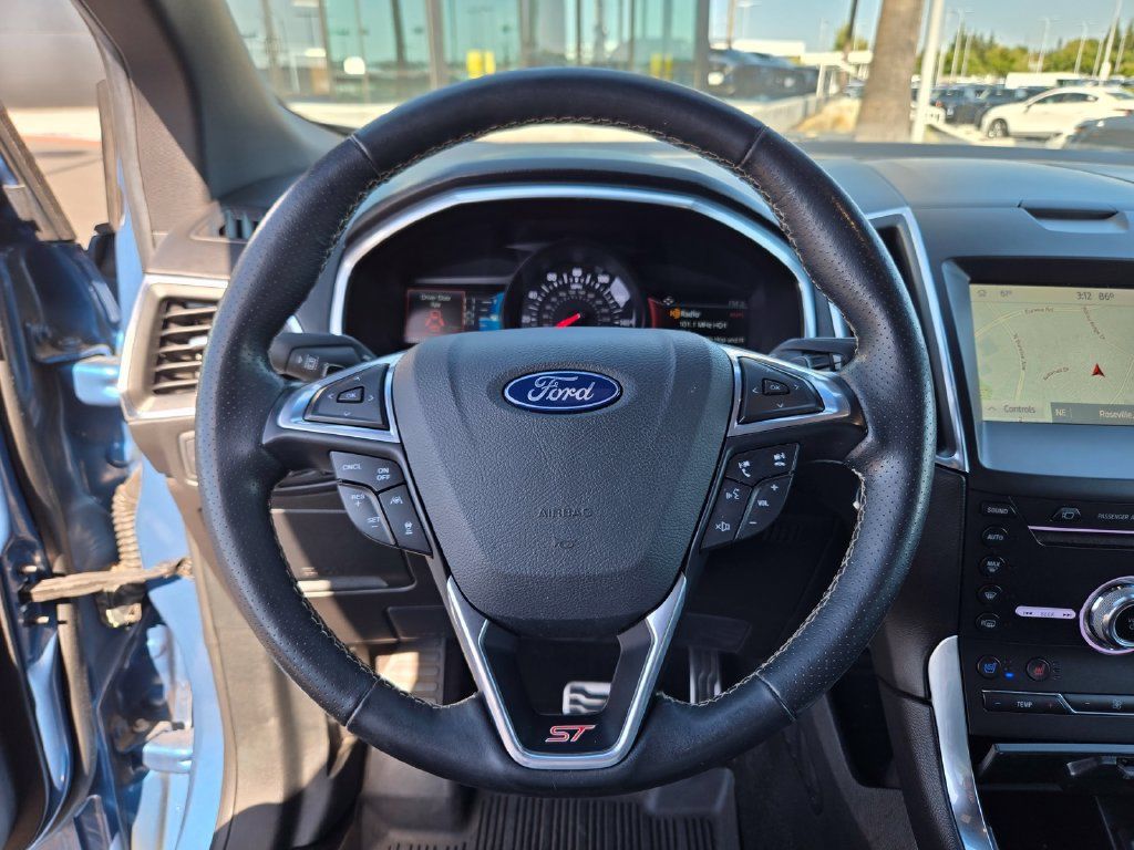 Used 2019 Ford Edge ST w/ Equipment Group 401A AWD/4WD image 25