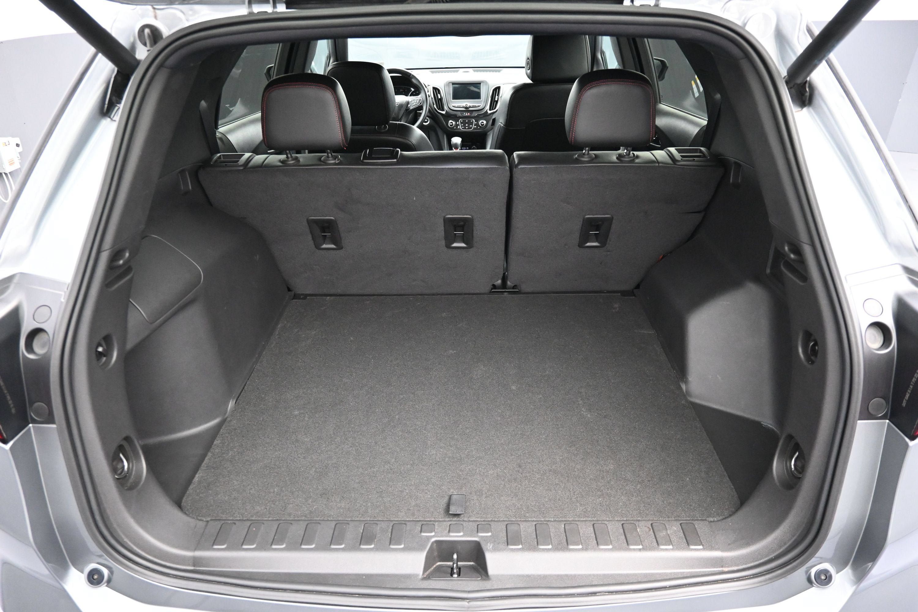 Certified 2023 Chevrolet Equinox RS FWD image 29