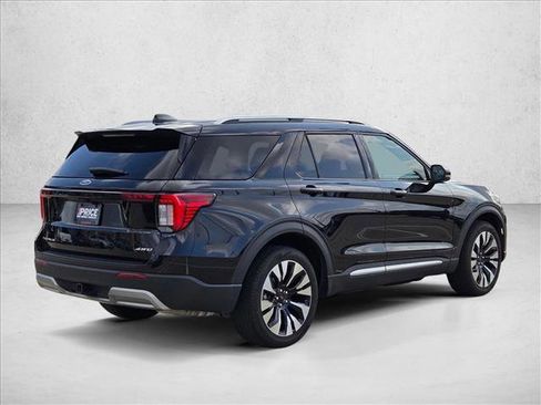 Used 2025 Ford Explorer Platinum w/ LUX Leather Package AWD/4WD image 5