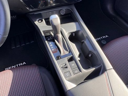 New 2026 Nissan Sentra SR FWD image 17