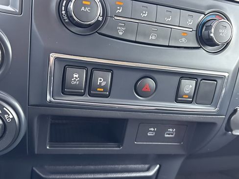 Used 2023 Nissan Titan SV w/ Accessory Utility Package image 32